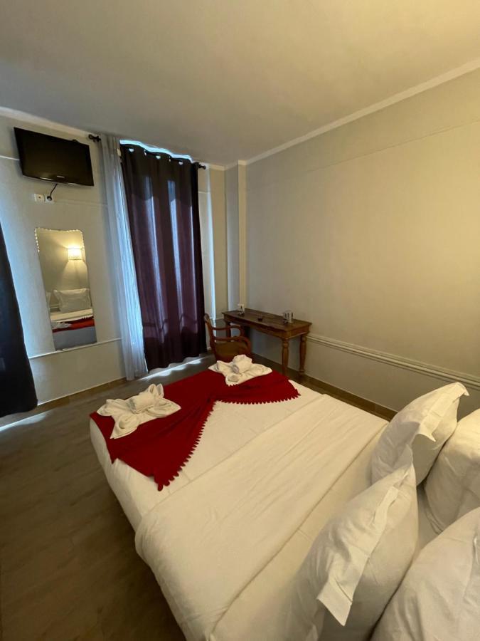 Hotel Central Saint-Denis  Exterior foto